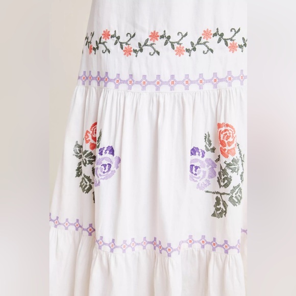 NWT Anthropologie LAIA Medium embroidered dress - Picture 3 of 4